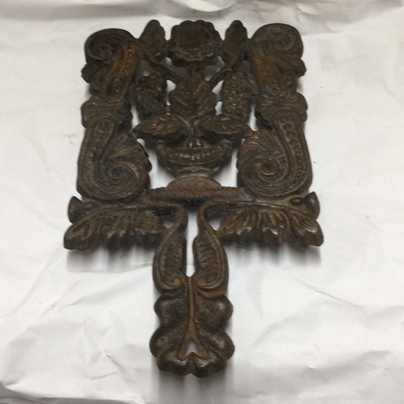 Vintage Cast Iron Pot Holder Hot Plate - Picture 1 of 9
